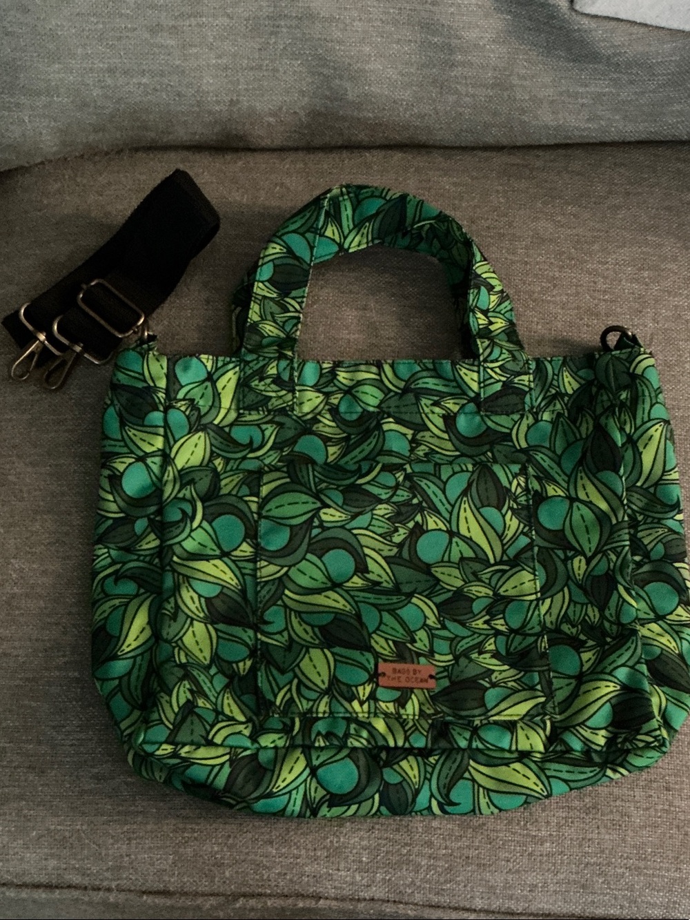 Leaf-Print Green Tote Bag - Women's Casual Handbag